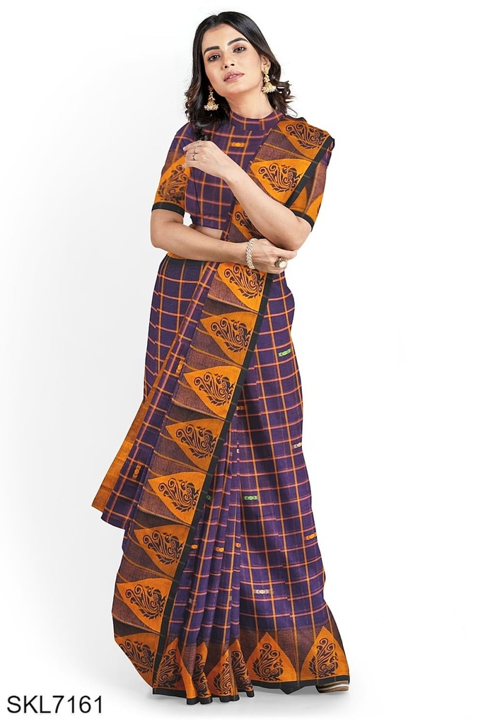 Banahatti Gopika Checks Butta Saree
