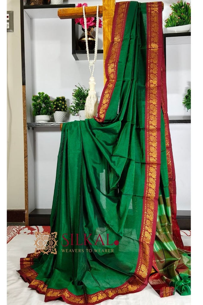 Narayan Peth Plain Cotton Saree With Patti Pallu