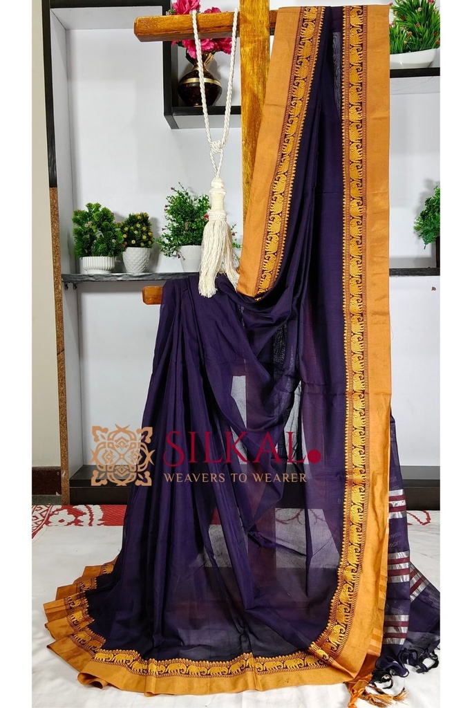 Narayan Peth Plain Cotton Saree With Patti Pallu